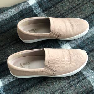 Naturalizer leather Slip on casual loafers, sneakers